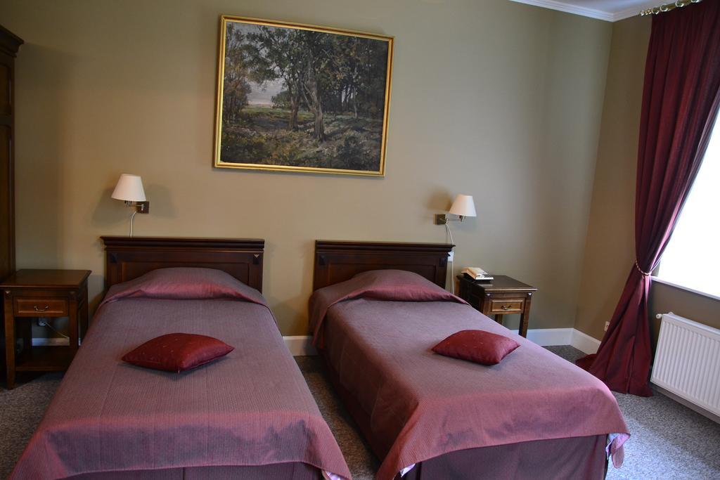 Birinu Pils Hotel Bīriņi Стая снимка